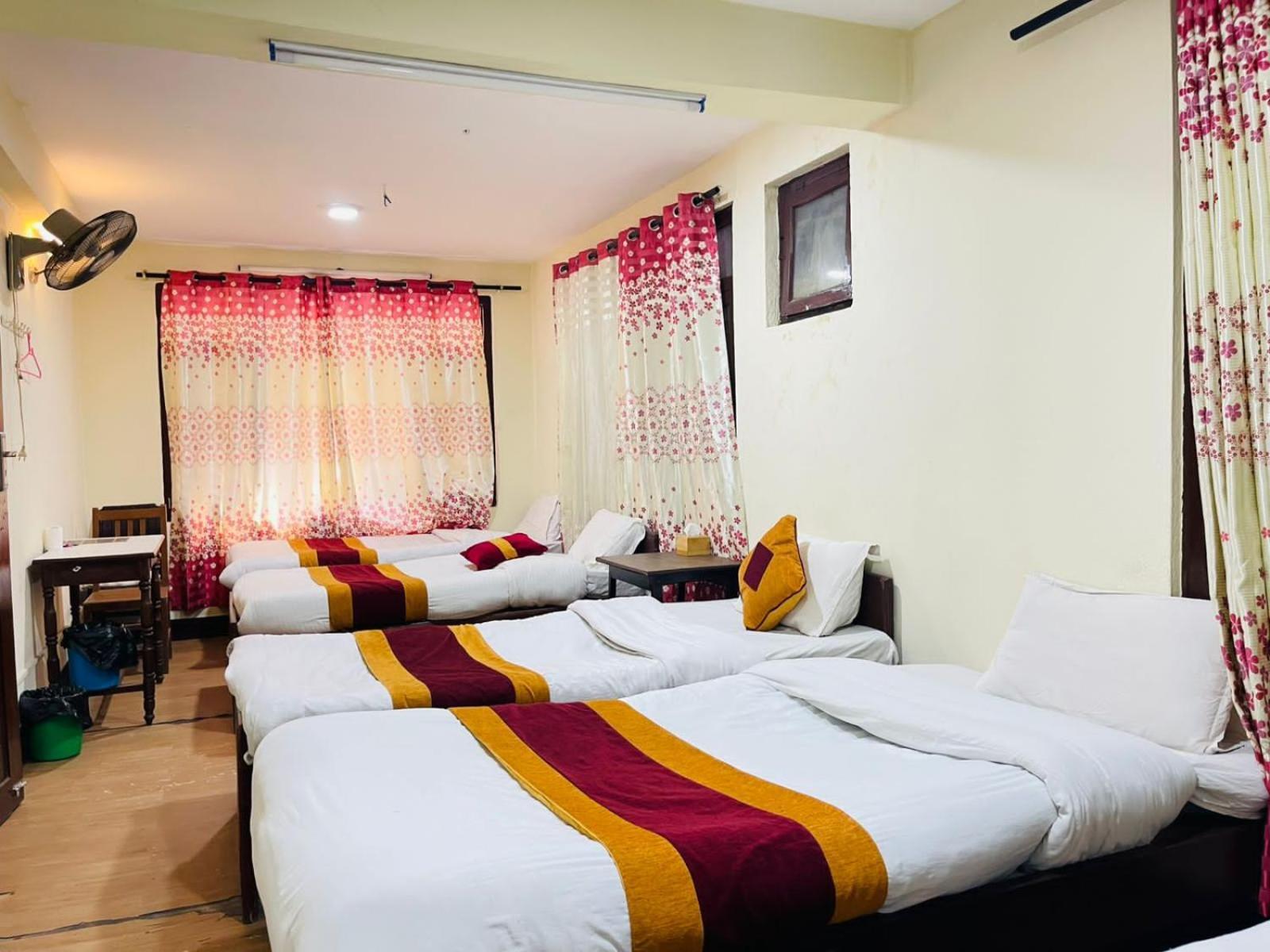קטמנדו Holy Land Hotel Nepal מראה חיצוני תמונה